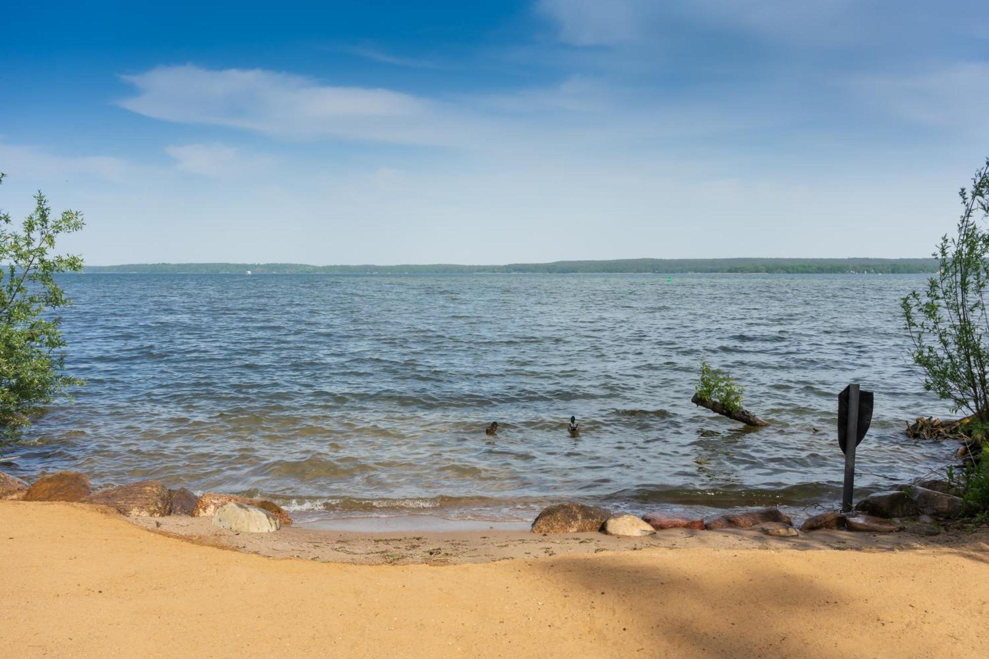 Plau Lagoons เพลาอัมซี ภายนอก รูปภาพ